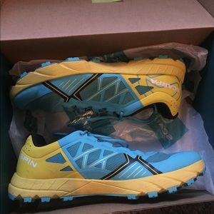 Trail shoes